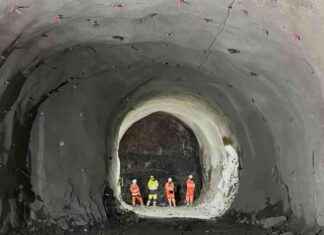 Giant Tunnel Completed for Largest Hydro Energy Storage Site in 40 Years news-12082024-004702