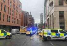Tragic Death of Woman Struck by Car in Glasgow Prompts Police Investigation news-14082024-174218