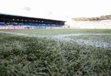 Ban on Artificial Pitches in Scottish Premiership for Player Safety news-16082024-015737
