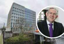 Saving the Union Education Center: Crucial Talks Between Union and College Leaders news-26082024-224811