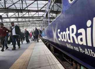 Canceling Peak Rail Fares Plan Urged by Tories in Scotland news-10092024-113347