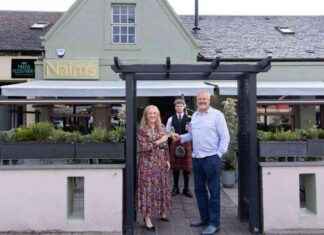 Navigating the Perfect Storm: Can Anyone Survive Like Nick Nairn? news-14092024-070442