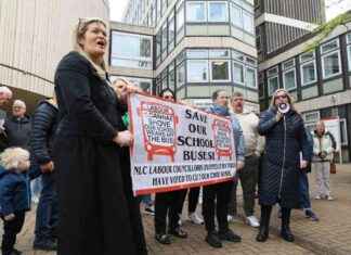 Calls to Reverse School Bus Cuts Intensify After Student Hit on School Run news-14092024-205442