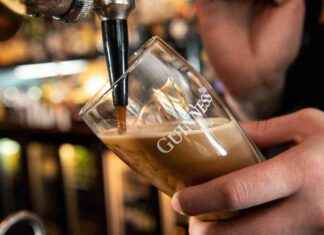 Nightclub’s Comical Response to Power Outage During Peak Hours news-05102024-151129