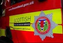 Firefighters respond to flat blaze in Rutherglen with five fire trucks news-09102024-000304