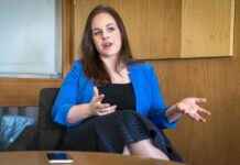 Boosting Teacher Numbers: Cosla Rejects £145m Funding for Kate Forbes news-11102024-182314