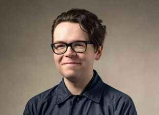 Taking Back Dark Comedy: Christopher MacArthur-Boyd’s Stand Against Trolls news-14102024-014224