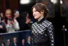 Navigating Celebrity Life in Glasgow: Insights from Kelly MacDonald news-14102024-014247