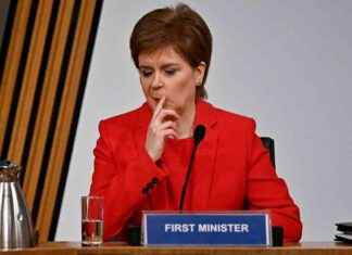 Ministers Warned Over Lack of Distance from Independent Sturgeon Probe news-26102024-215205