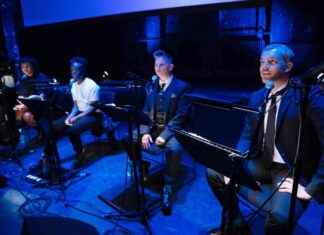 Blue Now Tramway, Glasgow Review: Darkly Humorous and Emotionally Charged Performance news-03112024-200742