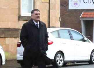 Inverclyde Council Leader Stephen McCabe Faces Assault Charges in Court news-16112024-041532