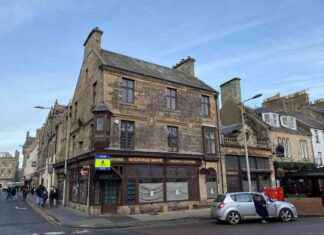 Historic Bookshop’s Former Home in Scots Town for Sale historic-bookshops-former-home-in-scots-town-for-sale