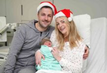 scottish-parents-celebrate-christmas-day-babies