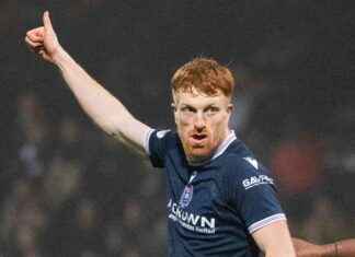 Simon Murray shines as Dundee defeat St Mirren 2-1 simon-murray-shines-as-dundee-defeat-st-mirren-2-1