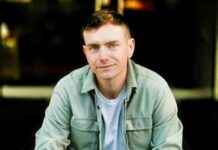 Appreciating Parents: Comedian Connor Burns’ Journey at Age 30 appreciating-parents-comedian-connor-burns-journey-at-age-30