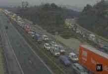 Gridlock Caused by Lorry Fire on Motorway gridlock-caused-by-lorry-fire-on-motorway