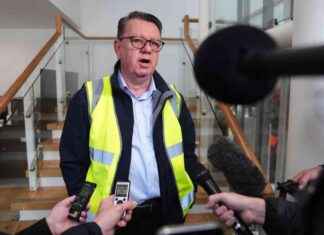 Ferguson Marine Shipyard Boss Resigns Due to Personal Reasons ferguson-marine-shipyard-boss-resigns-due-to-personal-reasons