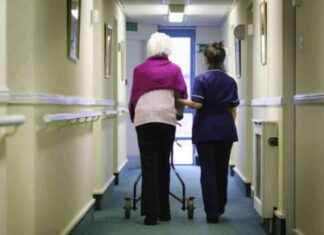 Scottish Charity Care Workers Vote to Walk Out Over Pay scottish-charity-care-workers-vote-to-walk-out-over-pay
