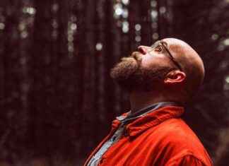 Scottish Accent Singing: How It Shapes Identity and Perception scottish-accent-singing-how-t-shapes-dentity-and-perception