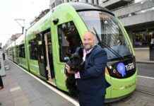 Navigating the New Edinburgh Trams Tap On Tap Off System navigating-the-new-edinburgh-trams-tap-on-tap-off-system