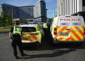 Police Respond to Glasgow Hospital Incident with Crossbow police-respond-to-glasgow-hospital-ncident-with-crossbow