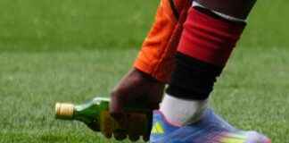 Rangers Fan Admits Throwing Bottle at Celtic Goalkeeper: Sentencing Deferred rangers-fan-admits-throwing-bottle-at-celtic-goalkeeper-sentencing-deferred