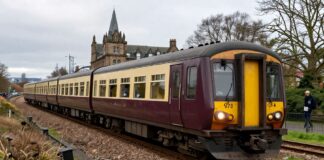 Fast and Scenic Train Journey from Dundee to Glasgow