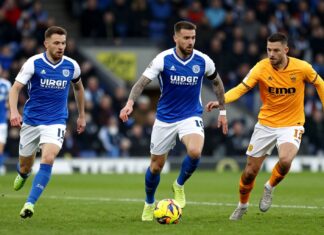 Hibs vs Dundee United: Key Clash for Play-off Push